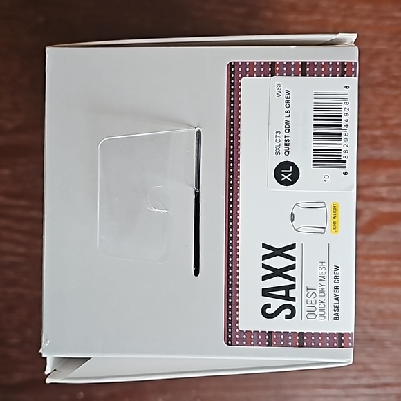 NEW SAXX quest quick dry mesh crew top in black - Picture 5 of 5